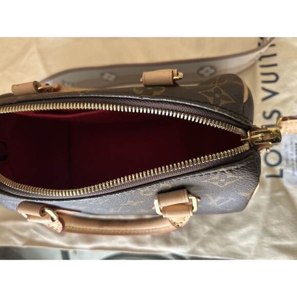Louis Vuitton Monogram Speedy Bandoulière 20 M46222 Bag NOT FOR SALE - Picture 7 of 13